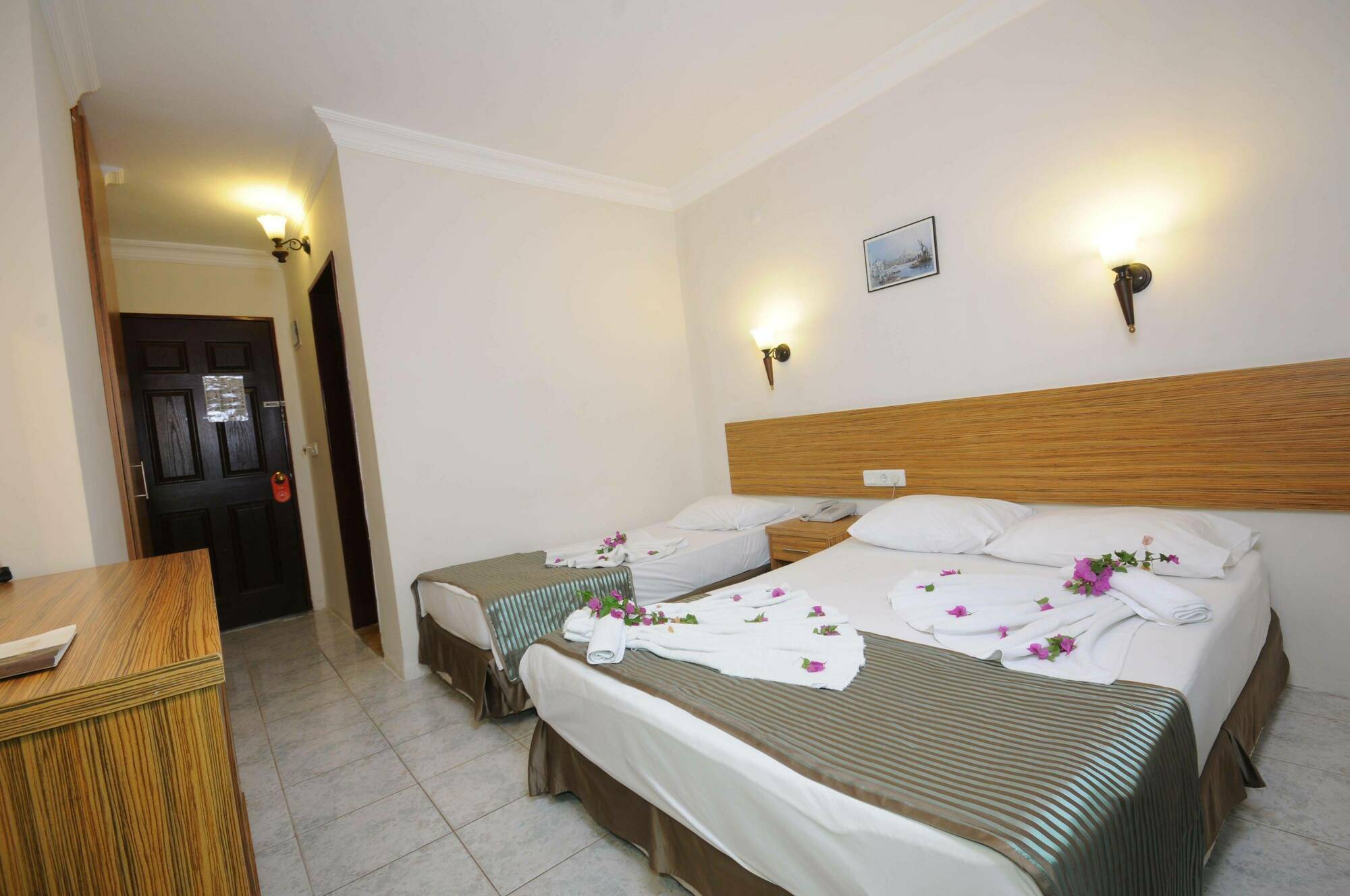 Mert Seaside Hotel (Adults Only) Marmaris Exterior photo